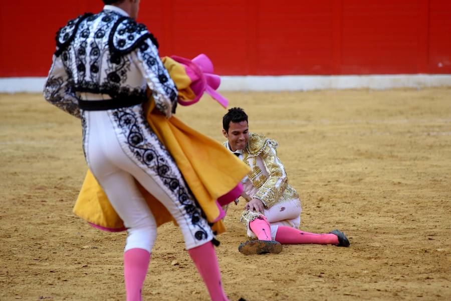 Puerta sufre una grave cornada de 25 centímetros en la pierna