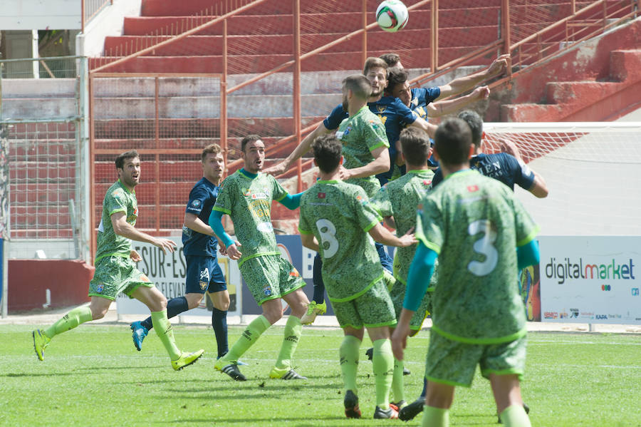 El UCAM salva los muebles (1-1)