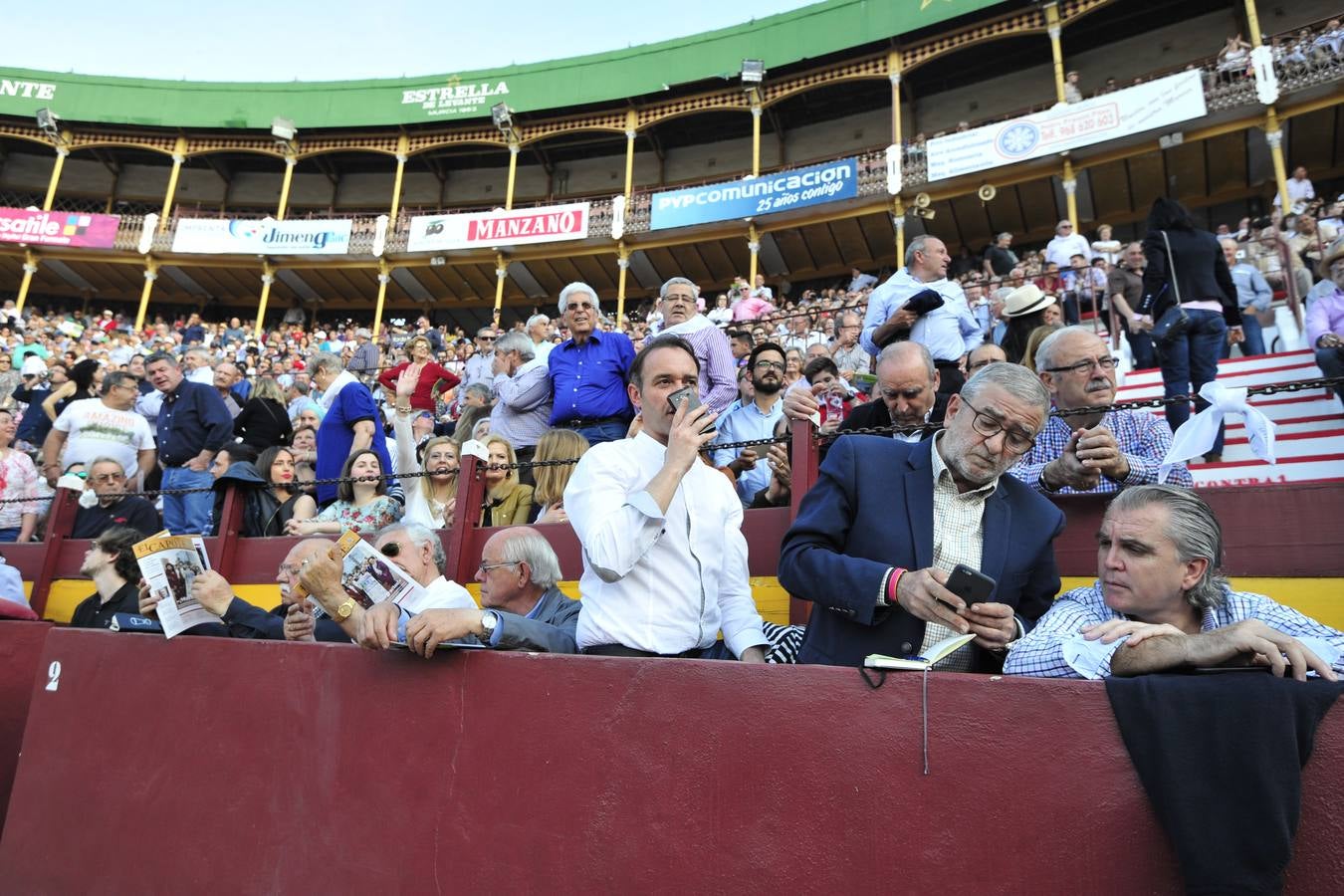 Festival de orejas y rabos contra el cáncer en Murcia