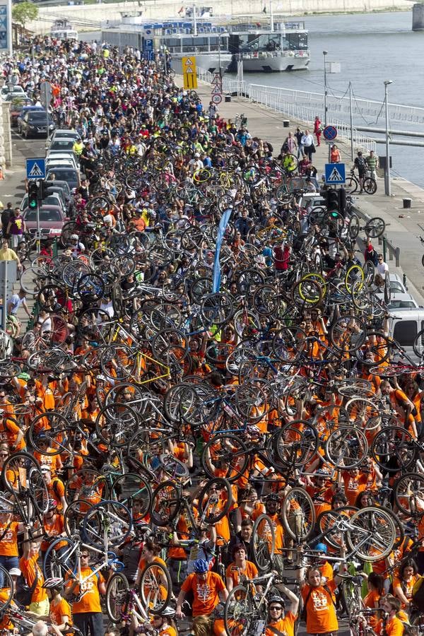 Las bicicletas toman Budapest