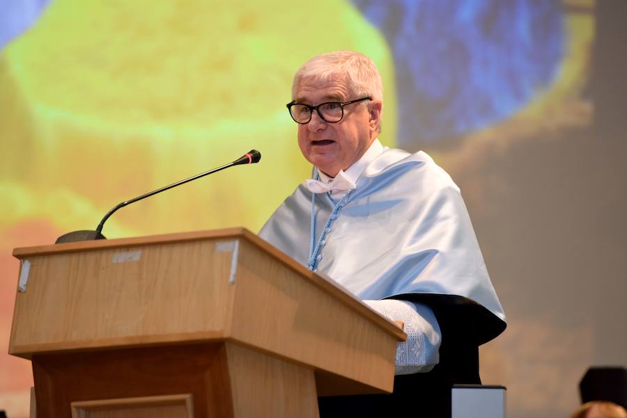 Joaquín Prats, doctor honoris causa de la UMU