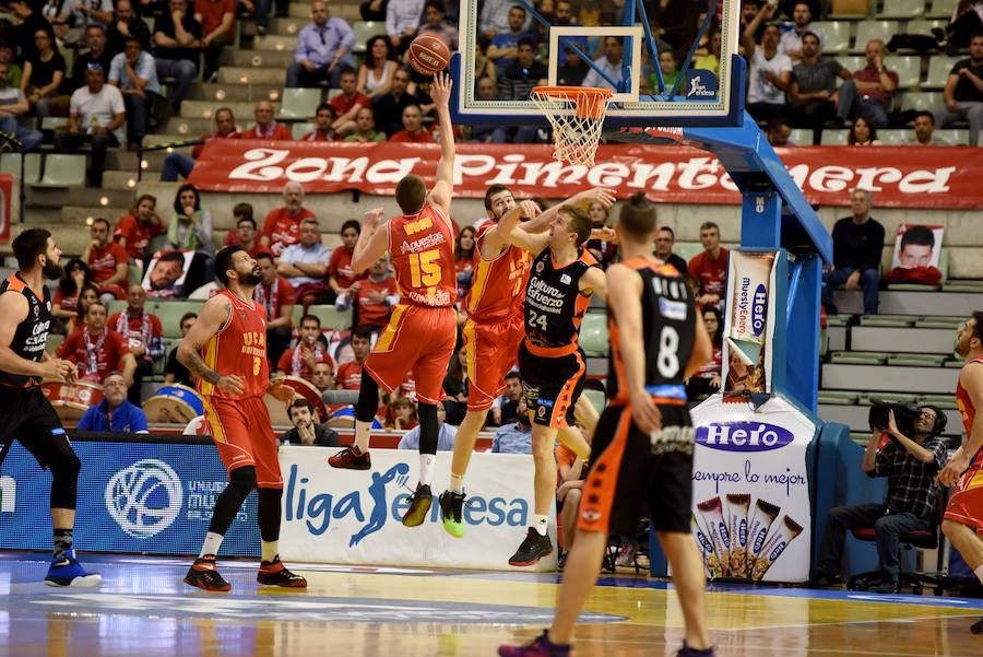 El UCAM CB arrolla al Valencia Basket tras el descanso (80-62)