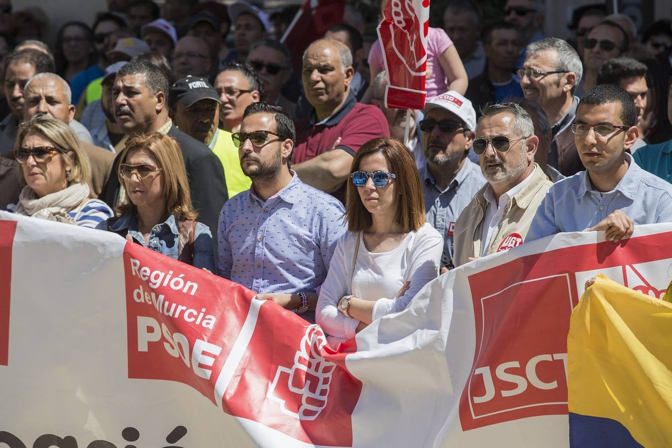Más de mil personas se manifiestan en Cartagena en el Día Internacional de los Trabajadores