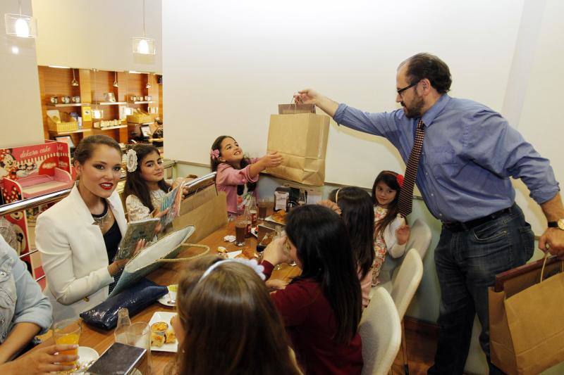 Las Belleas y sus Damas visitan la Redacción