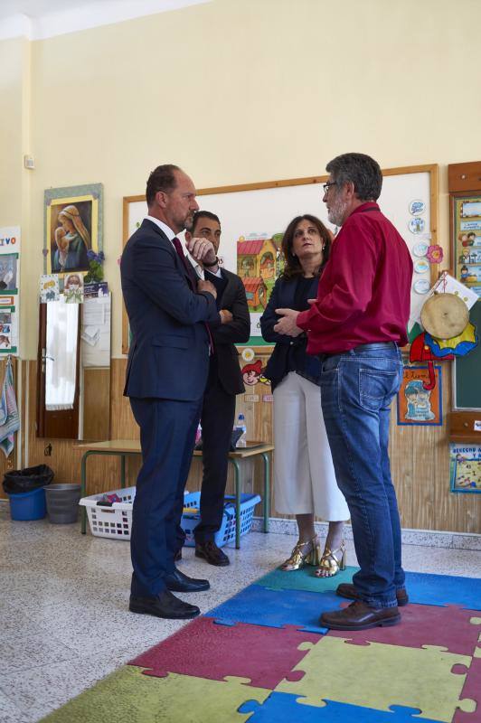 El PP oriolano defiende que no eliminen aulas en el colegio Jesús María de San Isidro