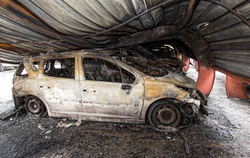 Coches reducidos a cenizas en Alicante