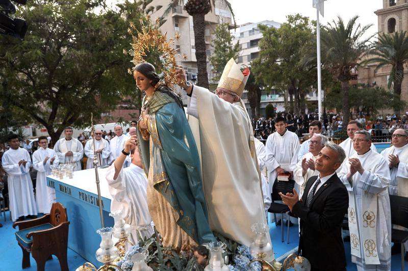 Torrevieja aclama a su Purísima