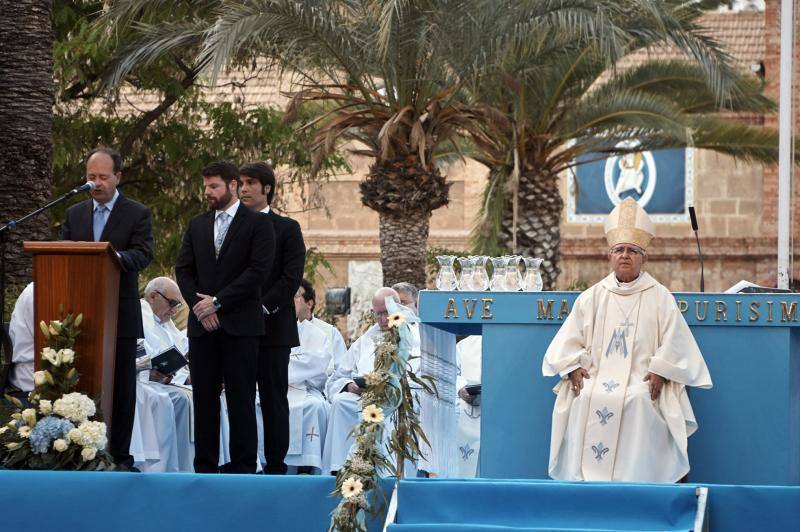 Torrevieja aclama a su Purísima