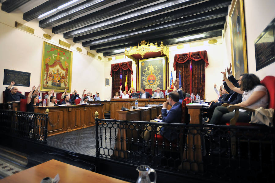 Pleno en el Ayuntamiento de Elche