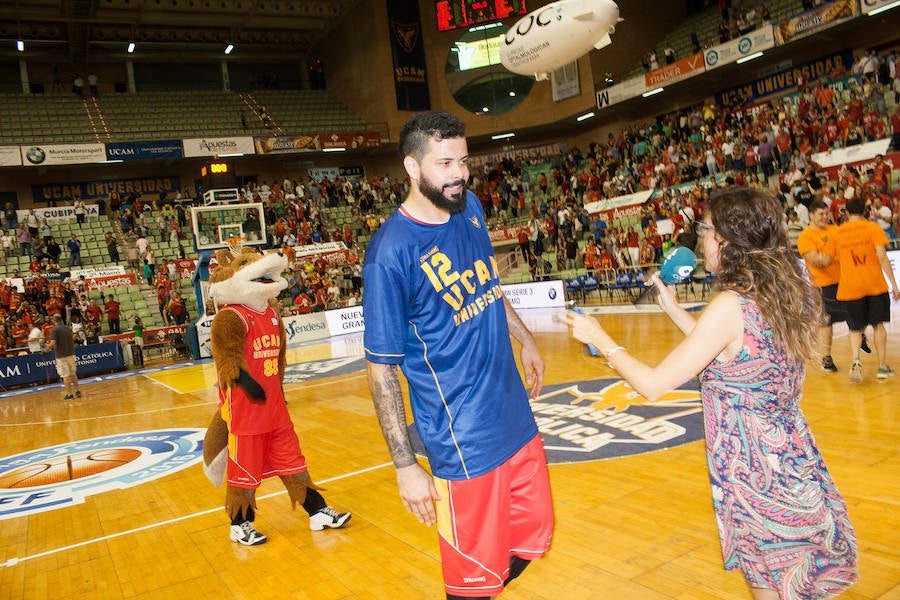 Milagro en el Palacio (91-87)