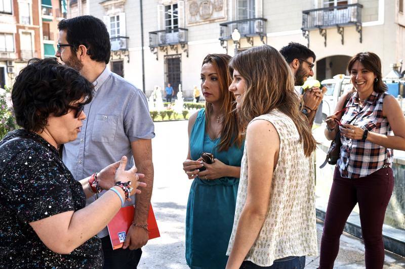 La coalición &#039;A la valenciana&#039; de Orihuela planea un acto con Oltra durante la campaña