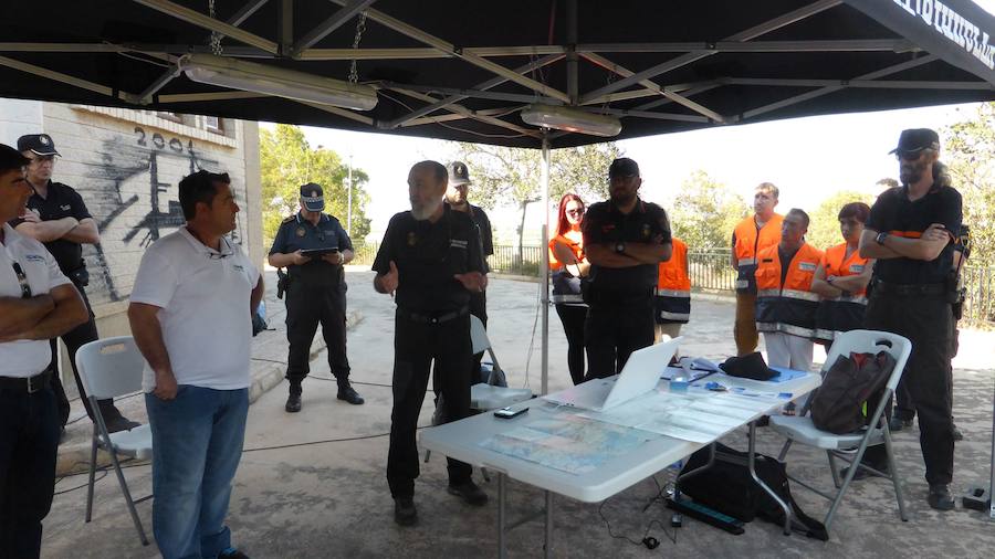 Emergencias realiza un simulacro en la sierra de Orihuela