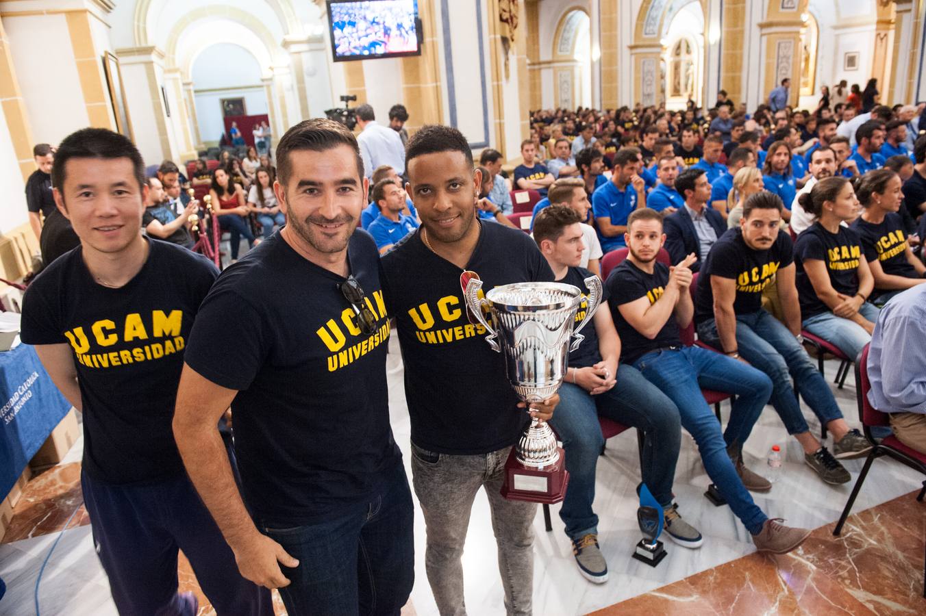 La UCAM premia a su enorme &#039;familia&#039; deportiva