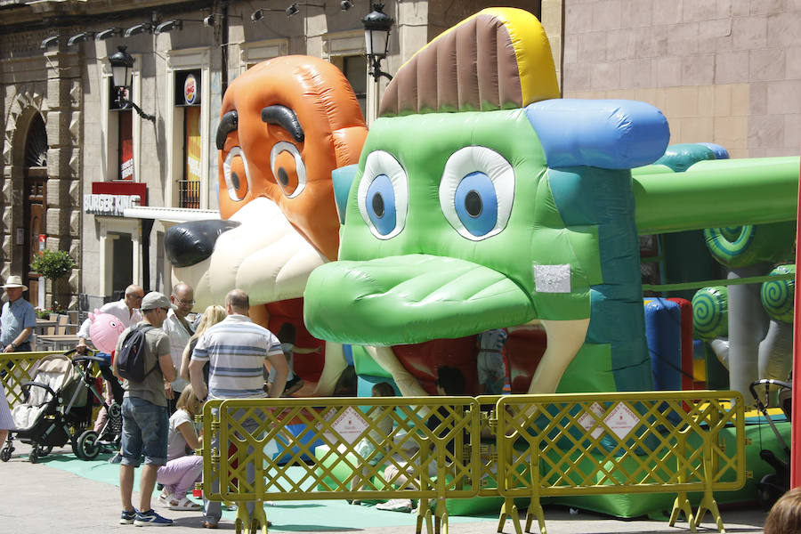 Diversión por tierra, agua y aire en el Día de la Región