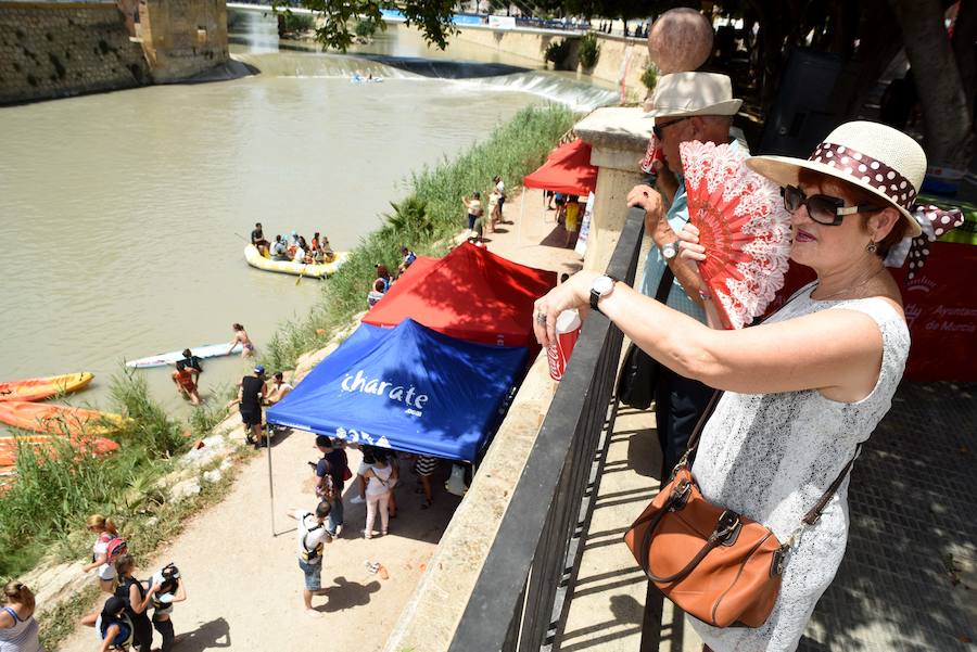 Diversión por tierra, agua y aire en el Día de la Región