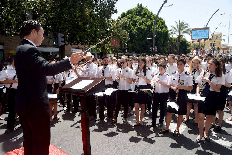 Diversión por tierra, agua y aire en el Día de la Región