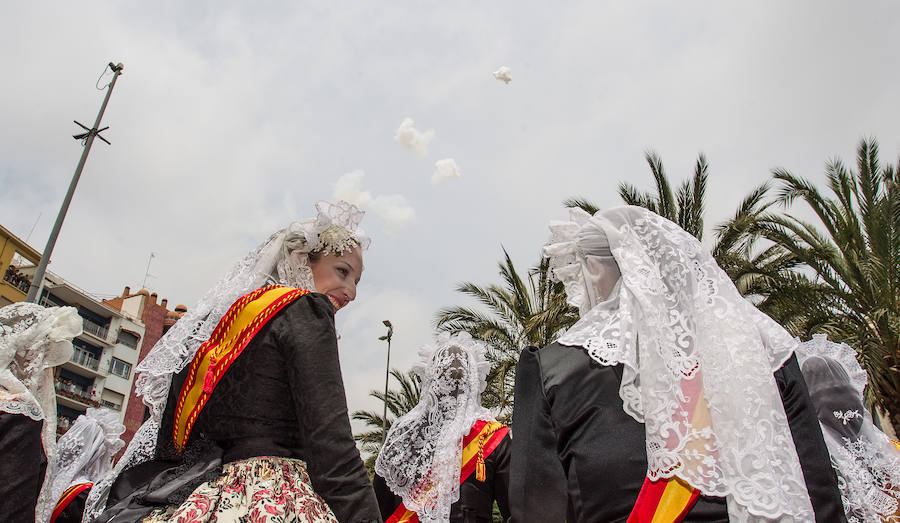 Mascleta de Fogueres en la Plaza de los Luceros