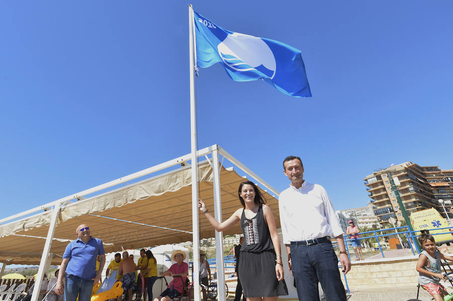 Una playa de Elche consigue otra bandera azul