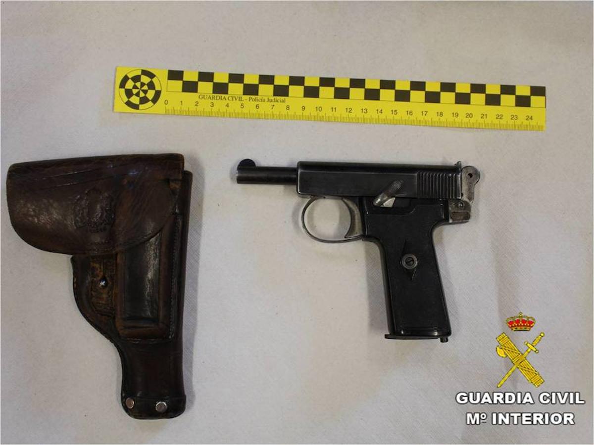 Detienen a 4 hombres por intento de homicidio y tráfico de armas en Jávea