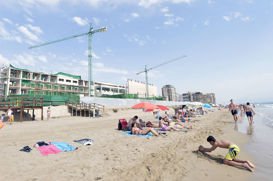 Apoyo vecinal al Hotel Arenales del Sol en Elche