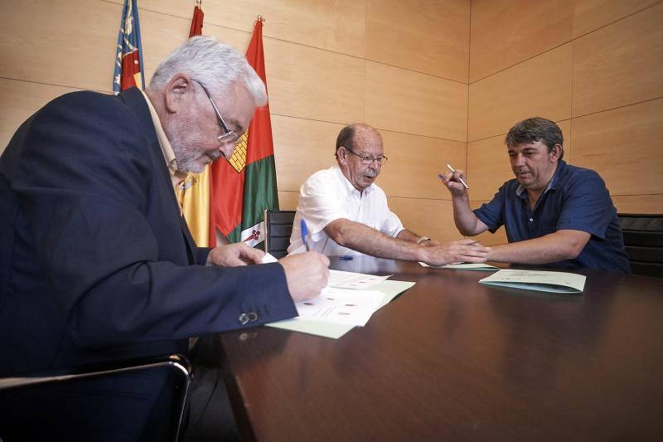 Los municipios del litoral se alían en un pacto por el empleo