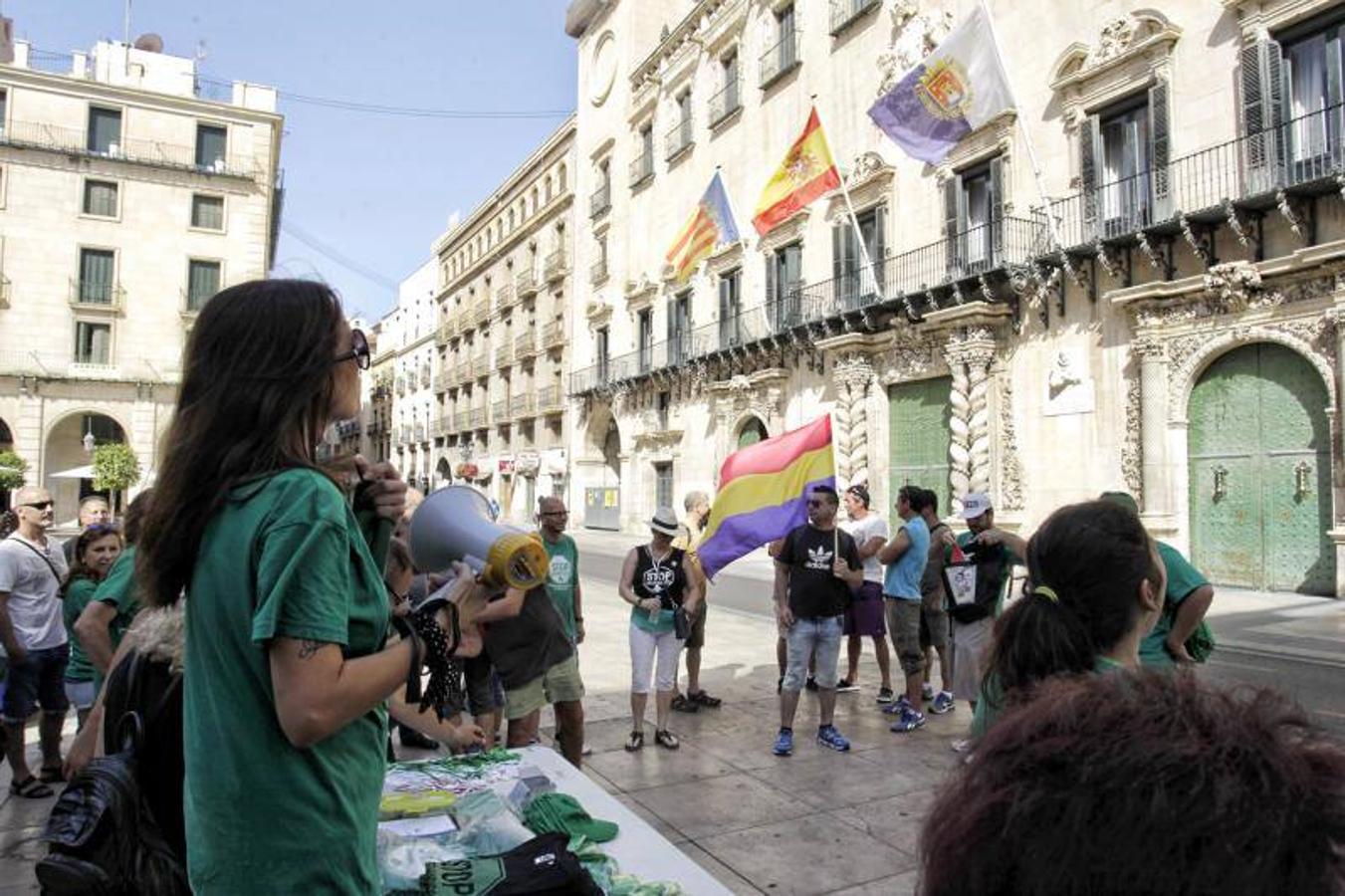 Protesta de la PAH frente al Ayuntamiento