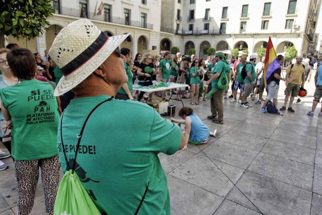 Protesta de la PAH frente al Ayuntamiento