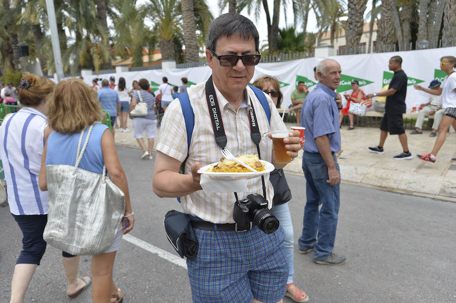 Concurso de arroz con costra en la fiestas de Elche