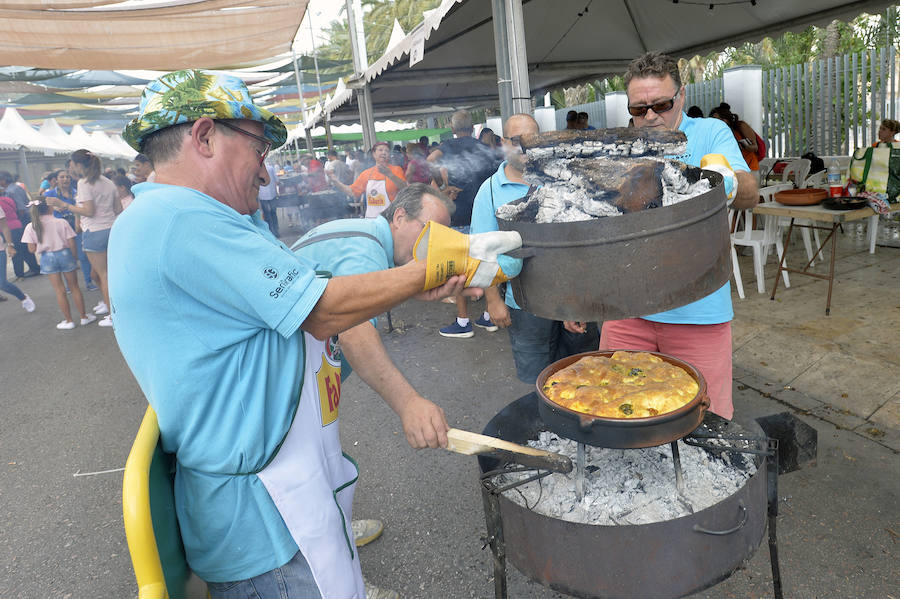 Concurso de arroz con costra en la fiestas de Elche