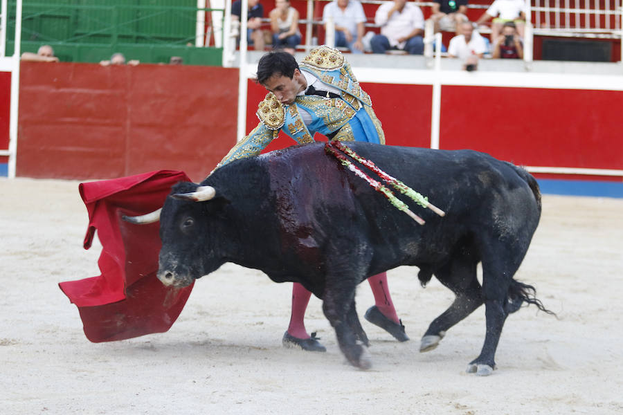 Filiberto, primera puerta grande de la Feria de Blanca