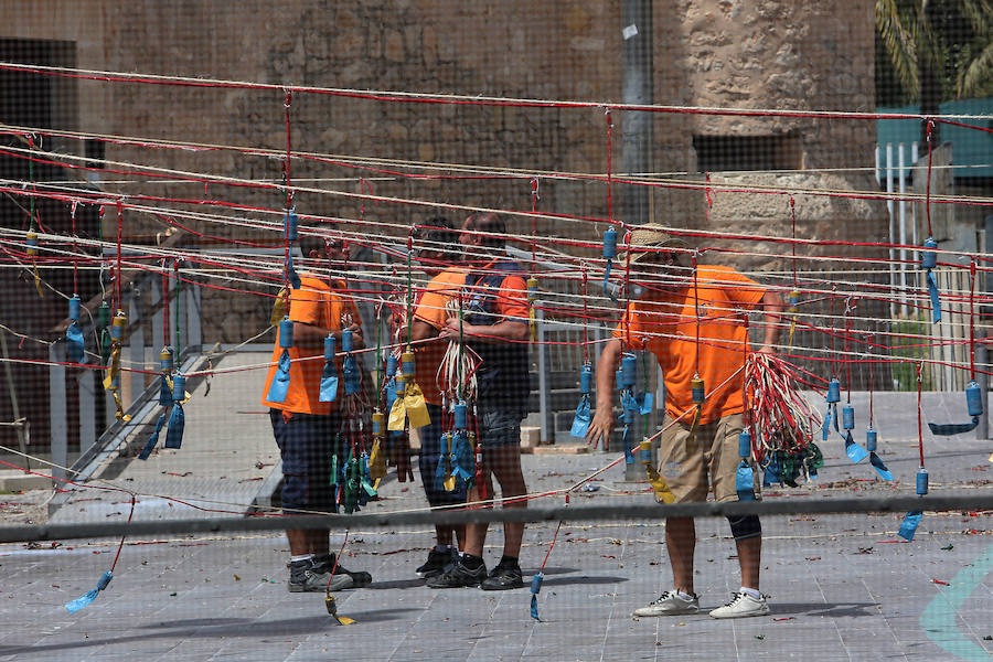 Mascletá en Elche