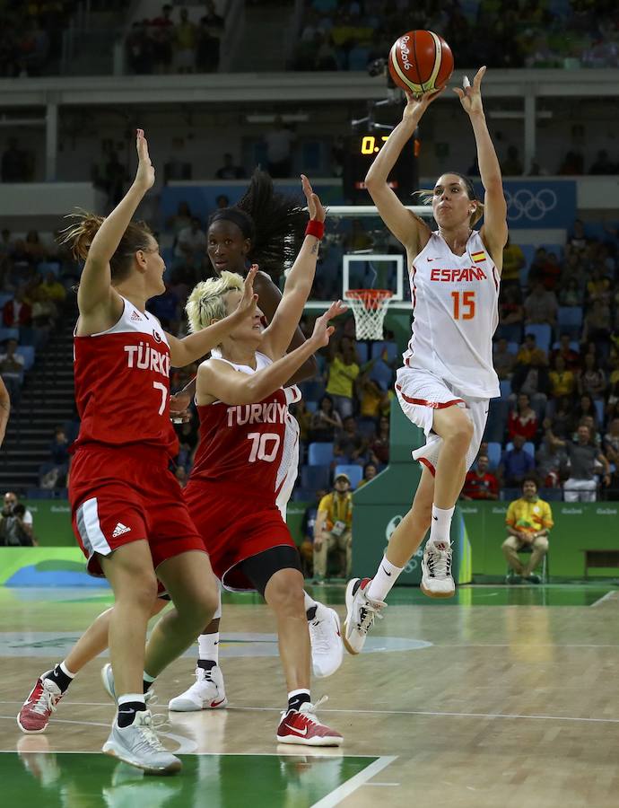 La selección femenina de baloncesto vence a Turquía