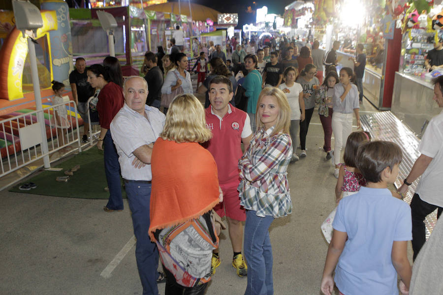 El encendido oficial del Huerto de la Rueda abre diez días de Feria y Fiestas