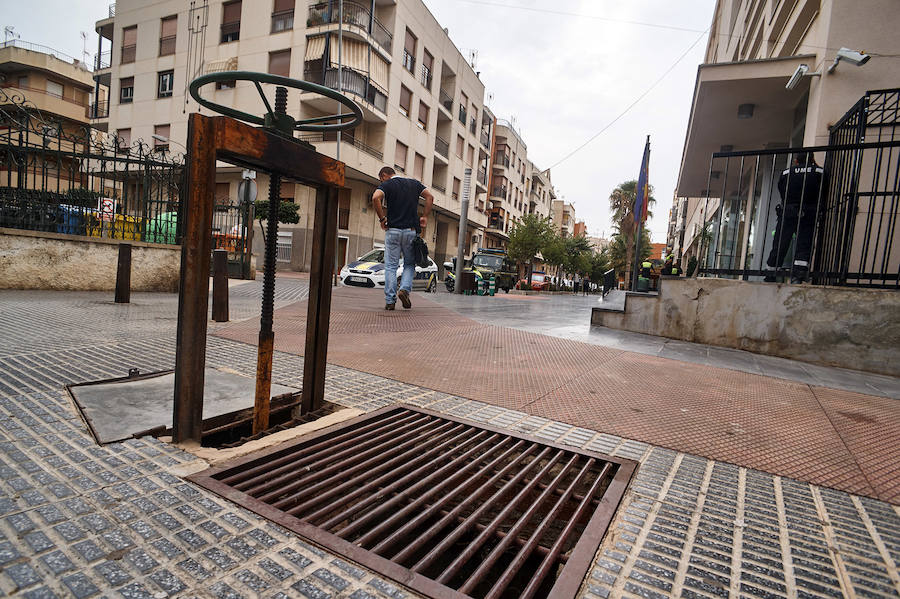 Firma del convenio sobre la acequia de Bigastro