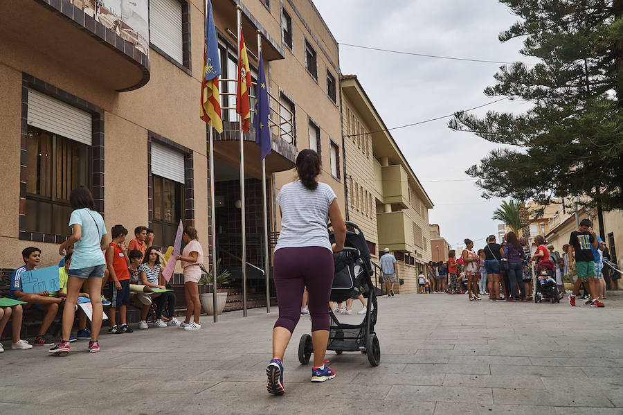 Protesta por el trasnporte escolar en Benejúzar