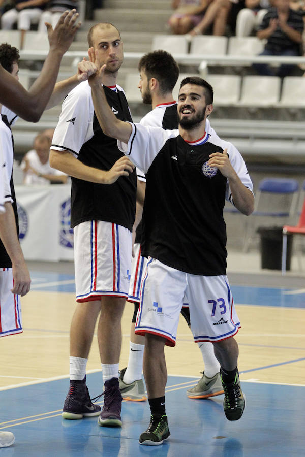 Las mejores imágenes del HLA Lucentum - Arcos Albacete (72-66)