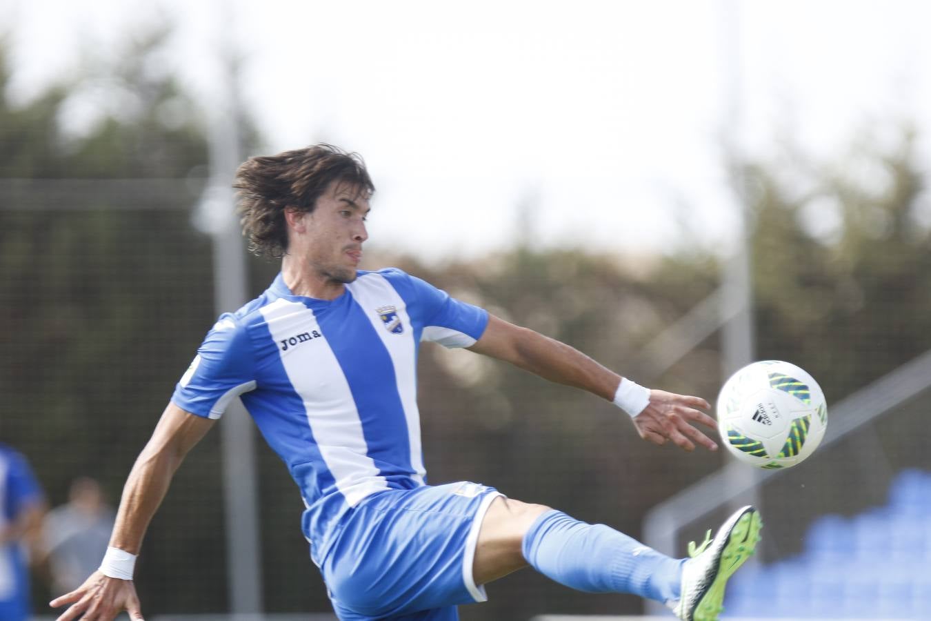 El San Fernando agranda la herida del Lorca (1-3)