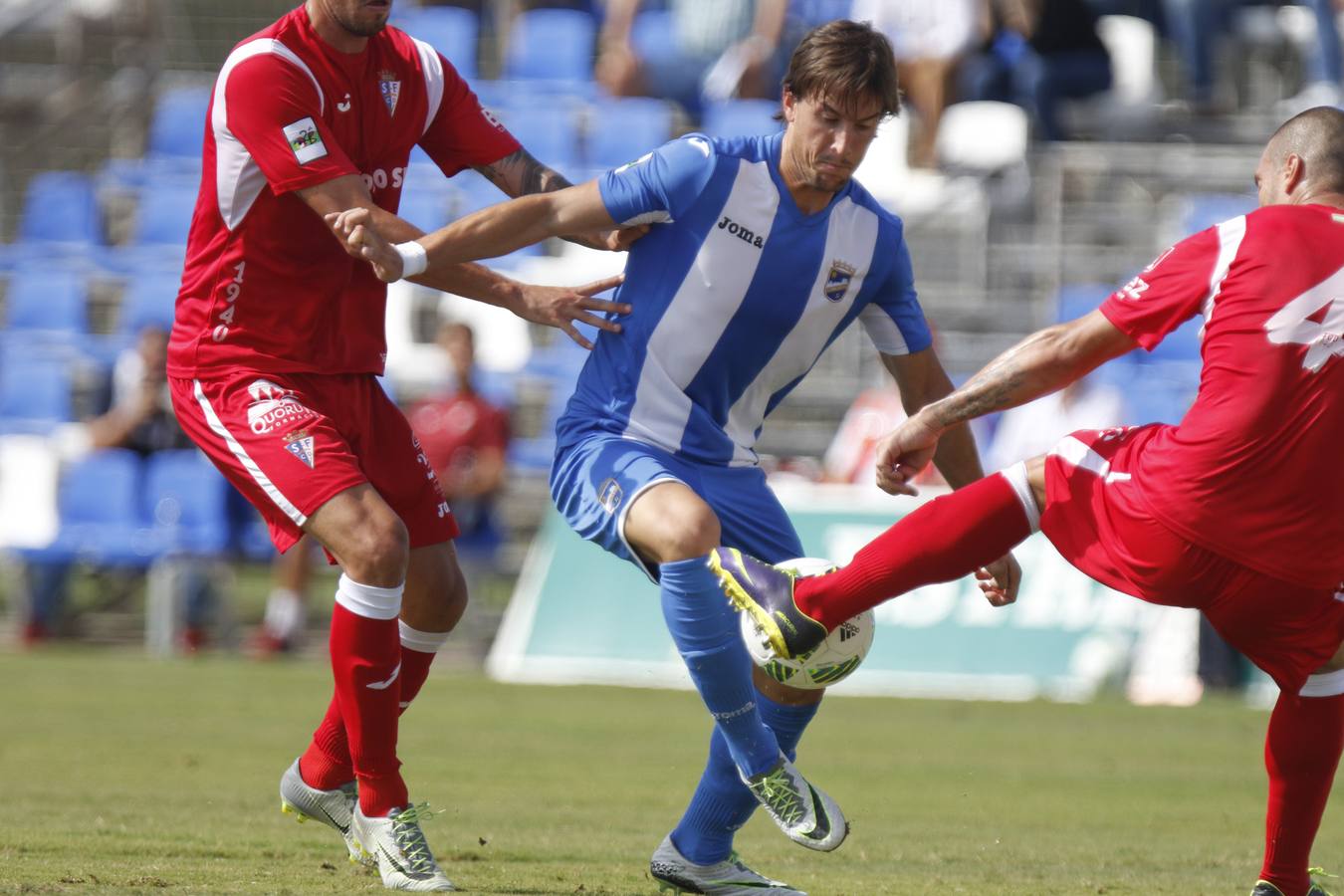 El San Fernando agranda la herida del Lorca (1-3)