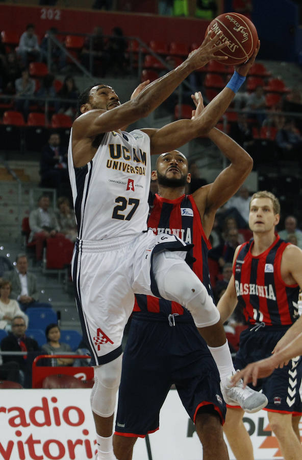 El UCAM se pierde en el segundo tiempo (87-75)