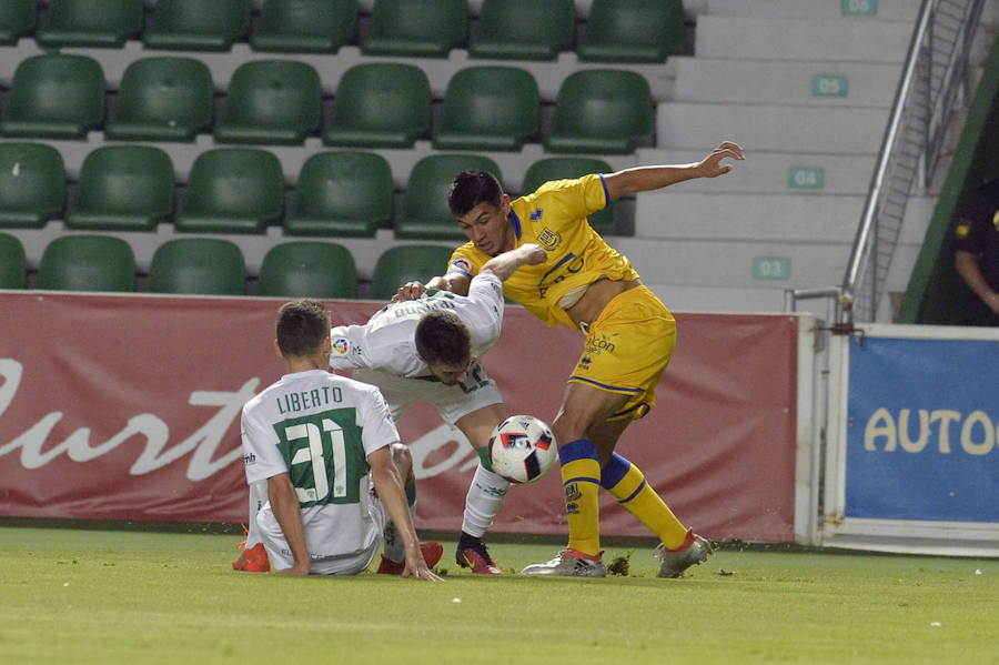 Las mejores imágenes del Elche -Alcorcón de Copa (0-1)