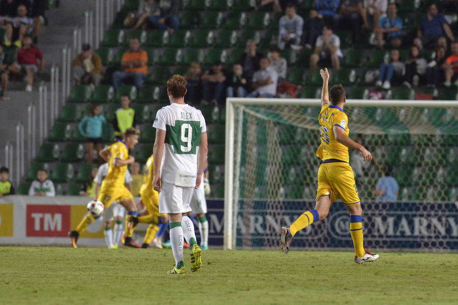 Las mejores imágenes del Elche -Alcorcón de Copa (0-1)