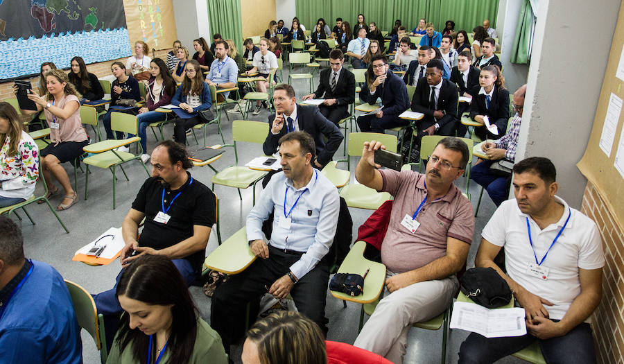 Alumnos de 8 nacionalidades distintas trabajan en un proyecto europeo en el IES San Juan