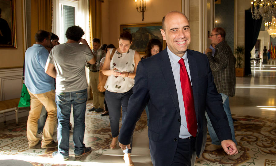 Alumnos de 8 nacionalidades distintas trabajan en un proyecto europeo en el IES San Juan