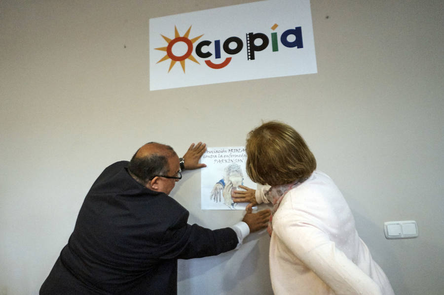 La Asociación de Parkinson estrena el local municipal para colectivos socio-sanitarios