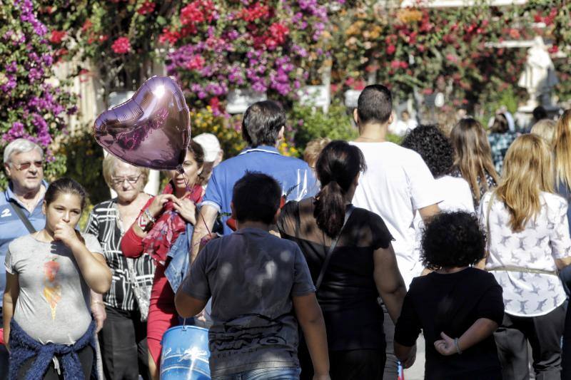 Preparativos previos al día de Todos los Santos
