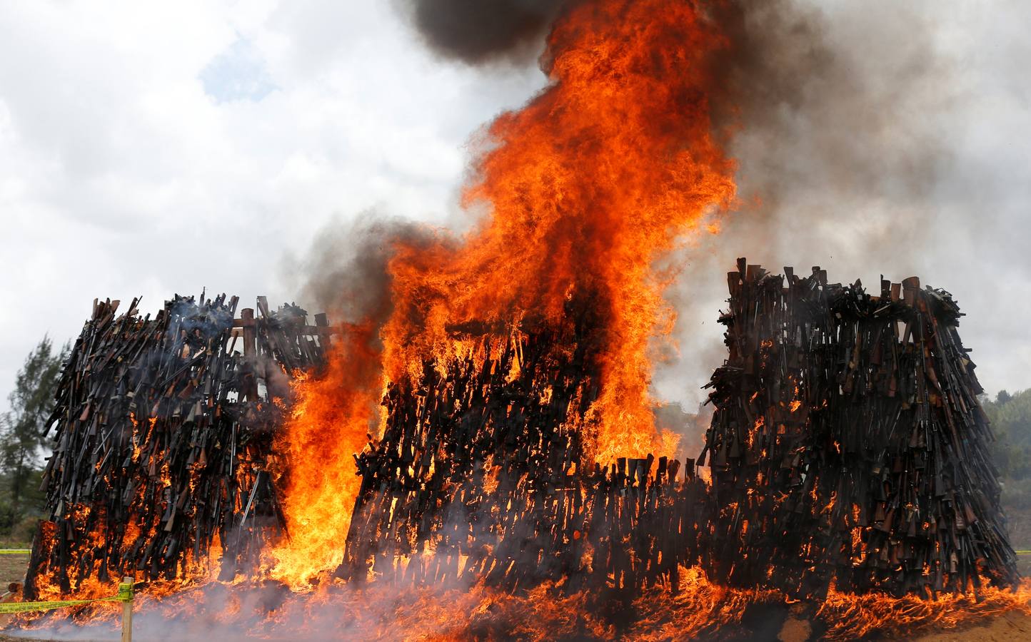 Fuego contra armas de fuego