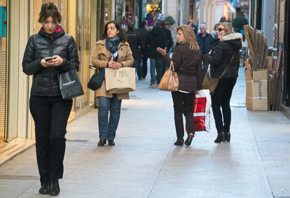 El &#039;Black Friday&#039; trae la alegría a los comercios en Murcia