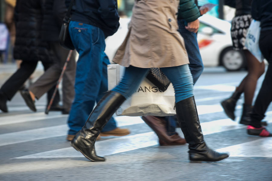 El &#039;Black Friday&#039; trae la alegría a los comercios en Murcia