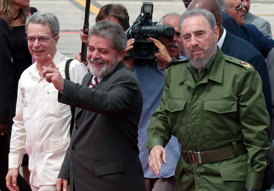 El expresidente de Brasil, Luiz Inácio Lula da Silva, junto a Fidel Castro en La Habana en 2003.