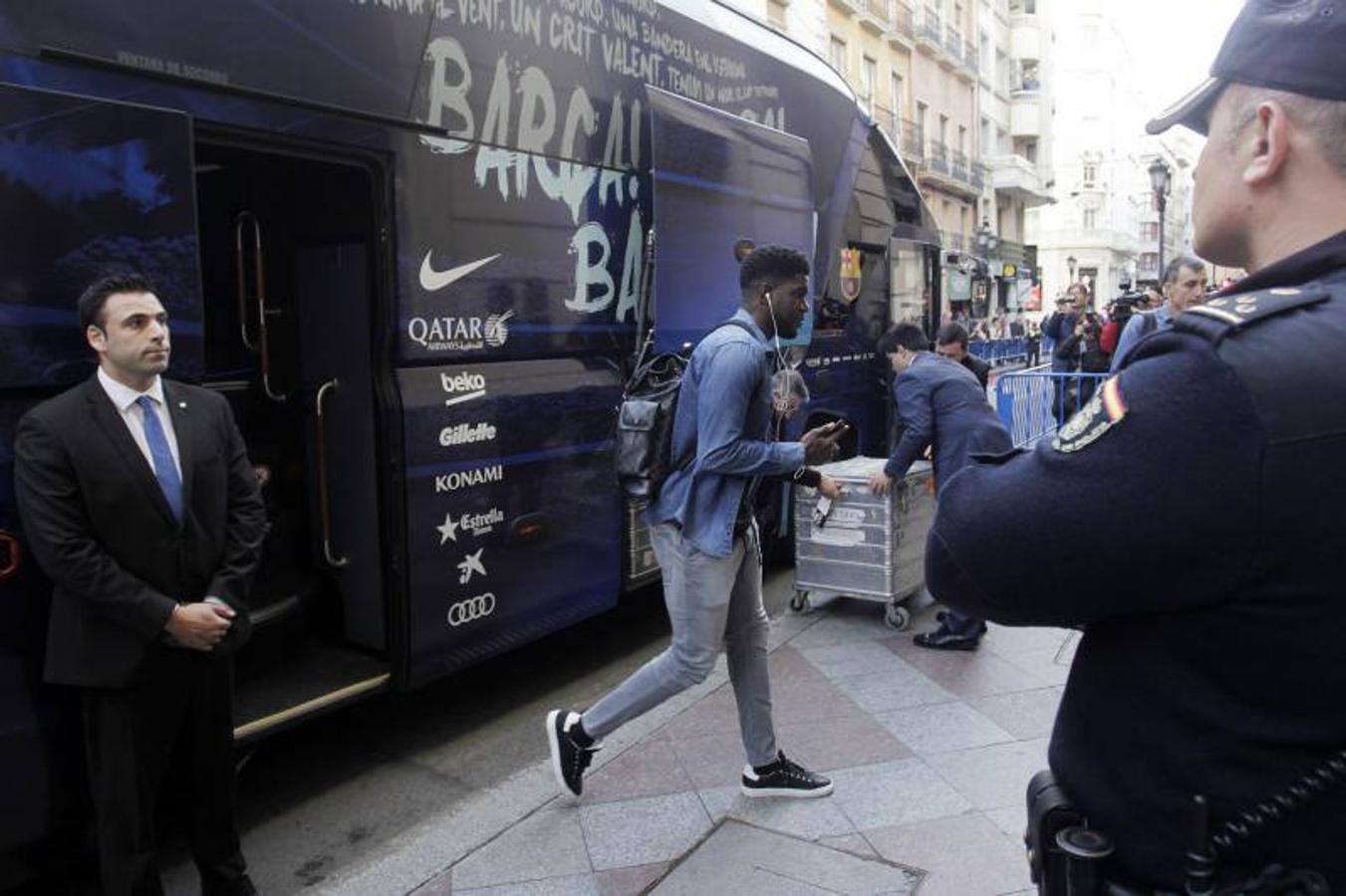 El Barça llega casi de incógnito